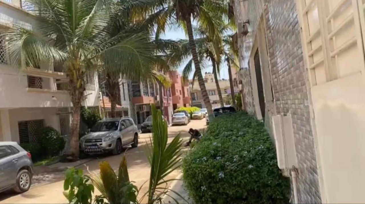 Appartement Haut Standing Idealement Situe A Ντακάρ Εξωτερικό φωτογραφία